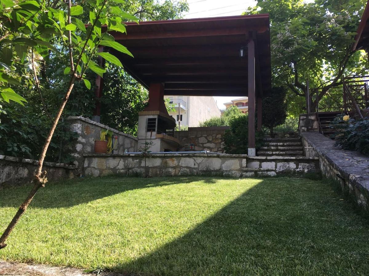 Wooden House In Ioannina Leilighet Eksteriør bilde